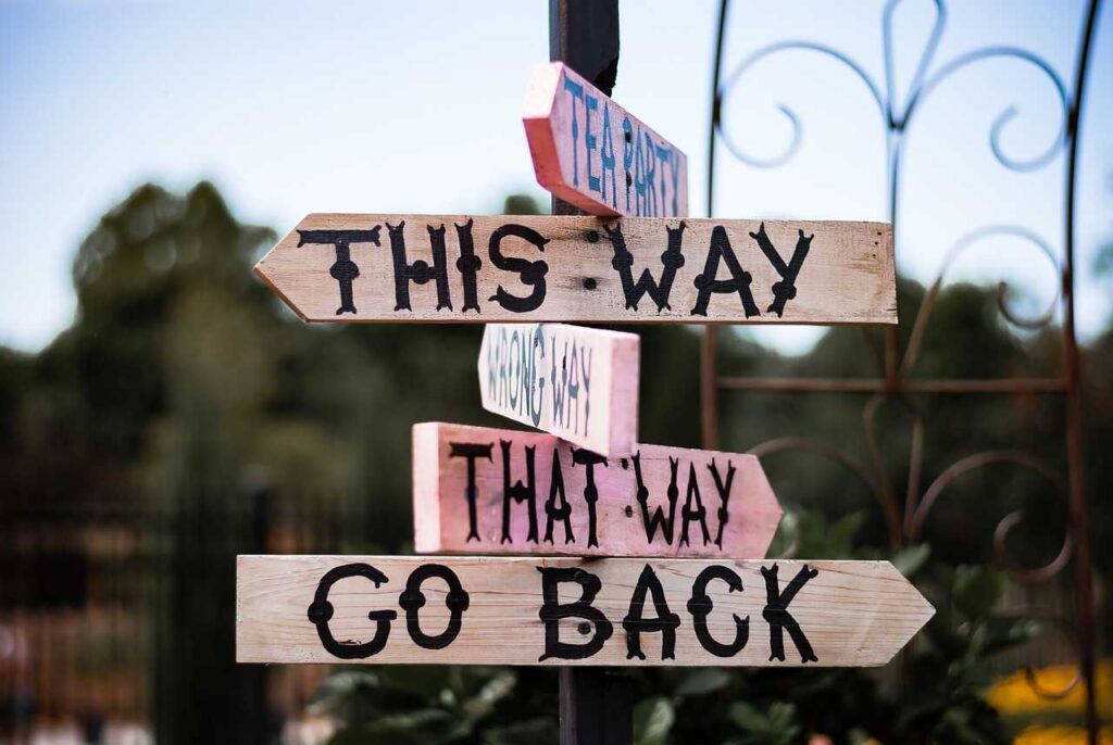 signs-3479398_1280